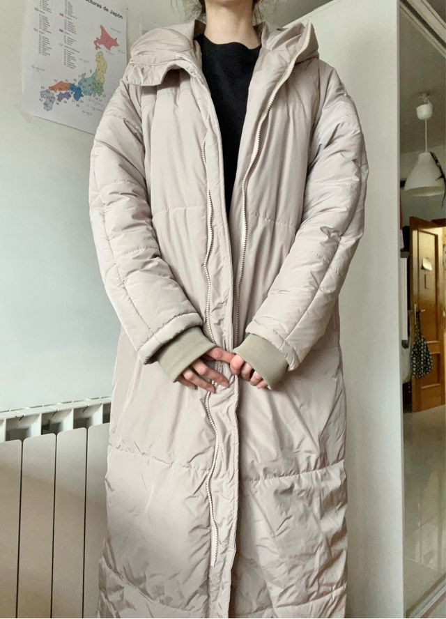 LIQUIDACIÓN: Anorak largo impermeable beige