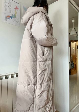 LIQUIDACIÓN: Anorak largo impermeable beige