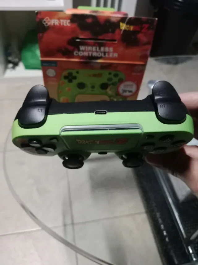 Mando PS4/PS5 Dragon Ball Z Verde
