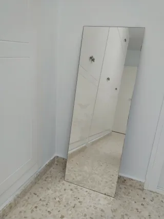 Specchio a figura intera