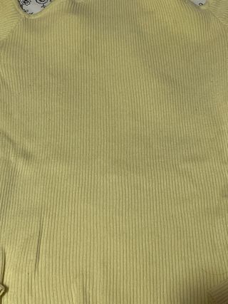 Camiseta Hombros Descubiertos Amarilla