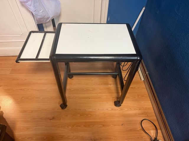 Mesa auxiliar oficina ruedas