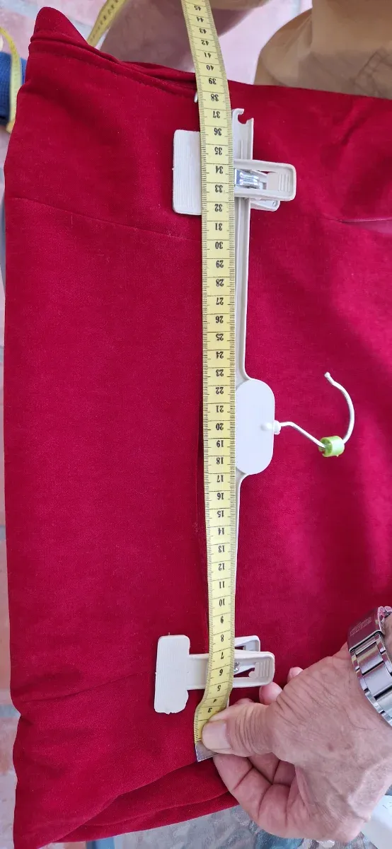 Falda roja de terciopelo