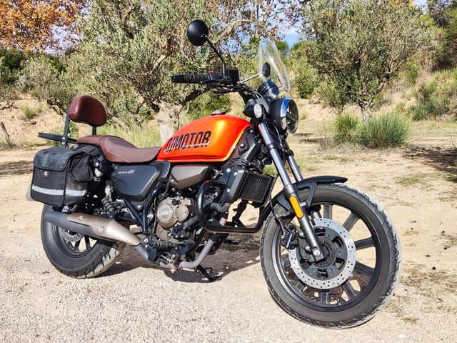 QJMotor SRV 125 2024 Naranja