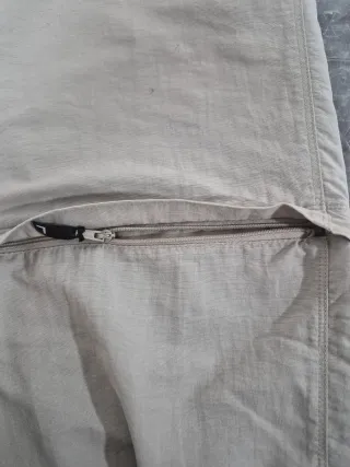 The North Face Bermudas Beige Convertibles