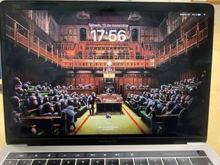 MacBook Pro 13” 2019 i5 8GB 256GB Gris Espacial