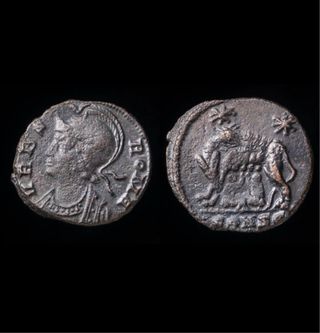Moneta Romana Costantino lupa romulo e remo