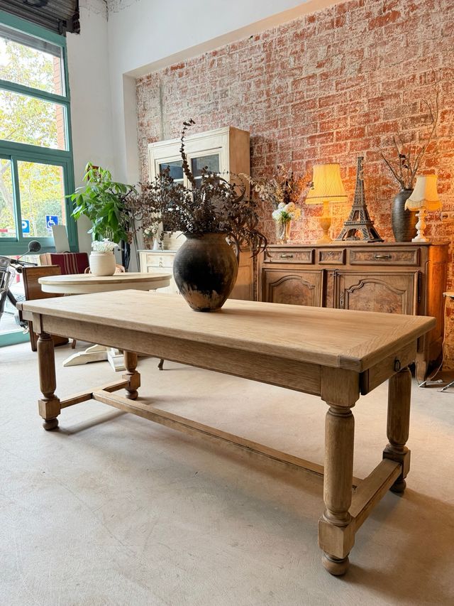 Mesa francesa de roble macizo lavado granja