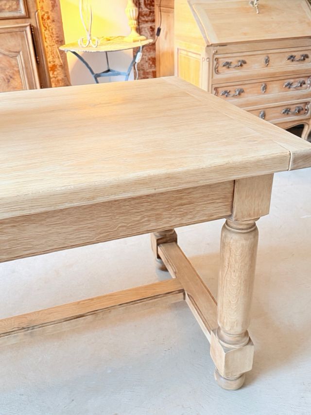 Mesa francesa de roble macizo lavado granja