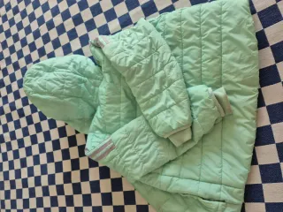 Chaqueta acolchada Adidas verde menta