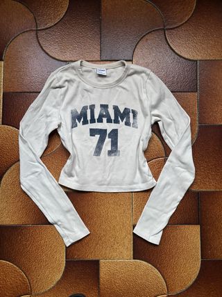 Camiseta Bershka Miami 71 Beige Manga Larga