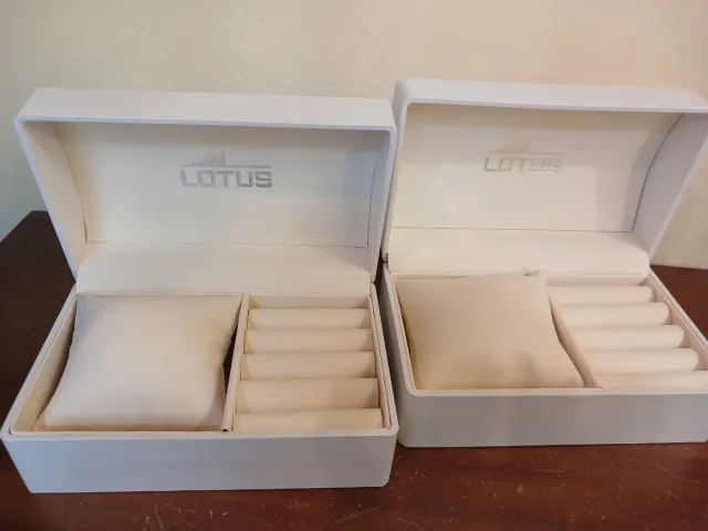 4 Estuches Reloj Lotus Mujer Blanco