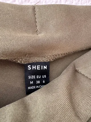 Falda verde drapeada talla única