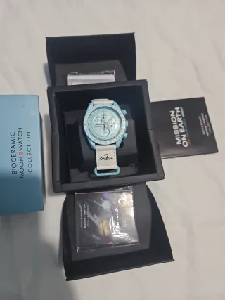 Orologio Bianco e Azzurro