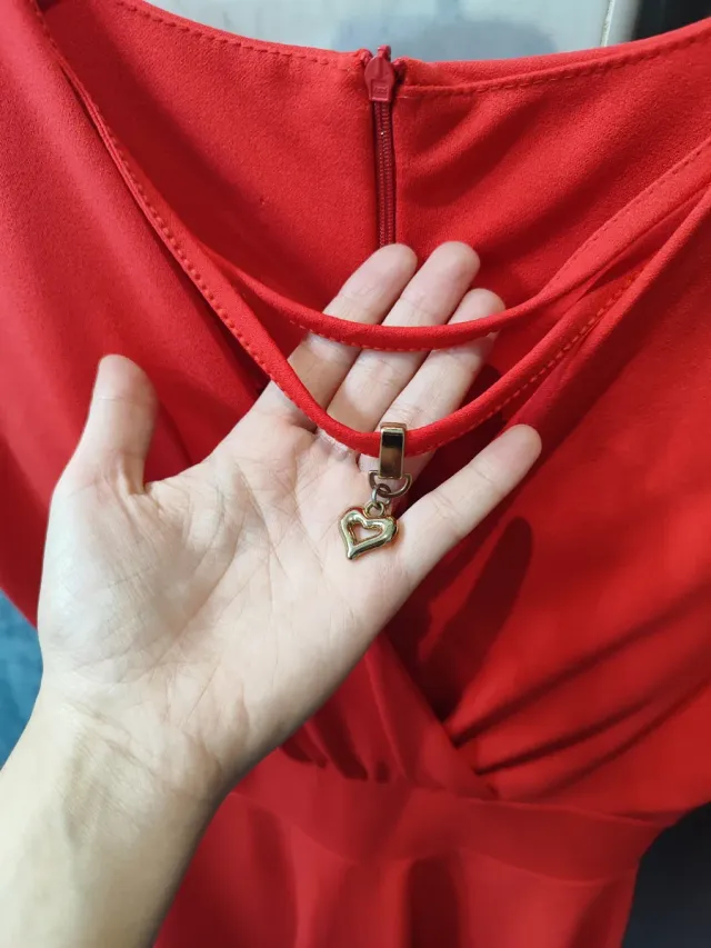 Vestido rojo con corazón