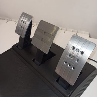 Volante Thrustmaster T300 RS GT + Pedali