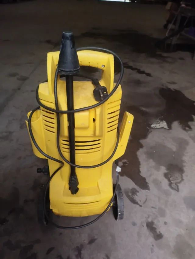 Hidrolimpiadora Karcher K 2.36 Para piezas.