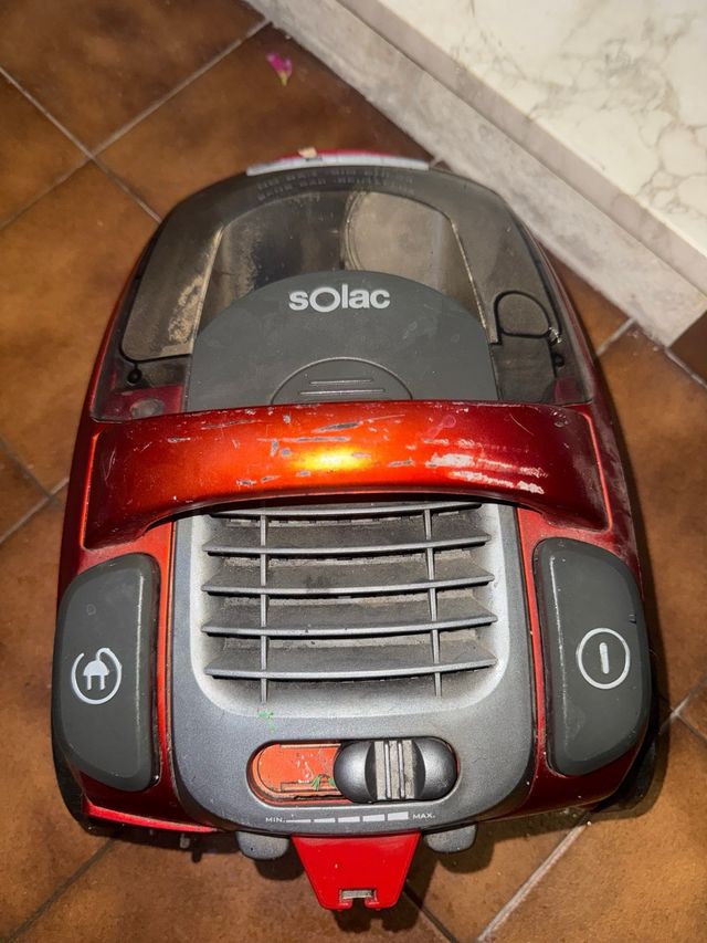 Aspiradora Solac con cable