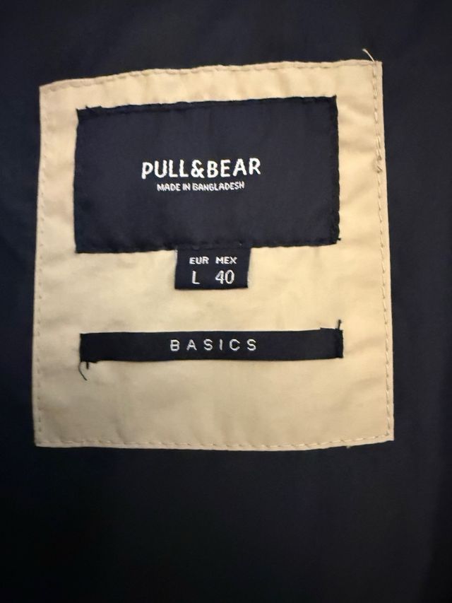 Chubasquero Pull&Bear beige