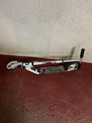 Patinete infantil Avigo blanco