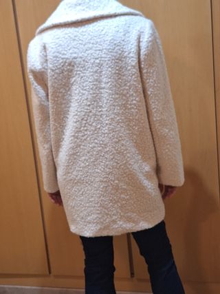 Abrigo borreguito Flores Muñoz crema