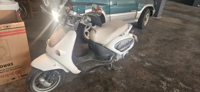 Aprilia habana custom 125