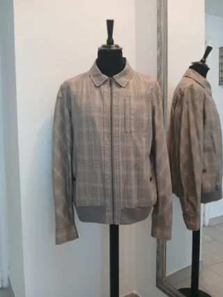 Cazadora hombre cuadros beige y gris