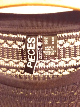 Camiseta manga larga Pieces negra Talla M