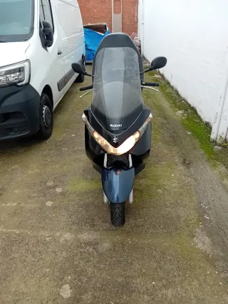 Suzuki Burgman UH125 (2009) Etiqueta C