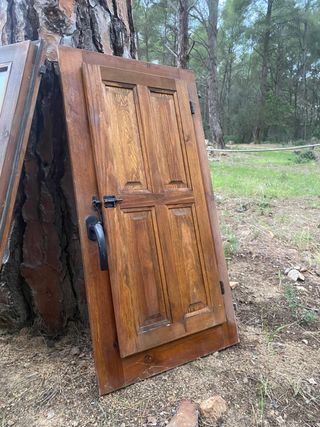 2 hojas de ventana madera con contraventanas