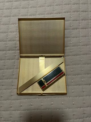 Pitillera Hudson esmaltada y mechero a juego.