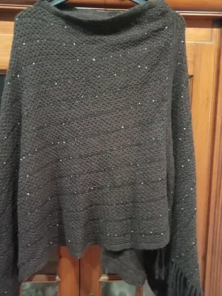 Poncho marrón con brillos talla única