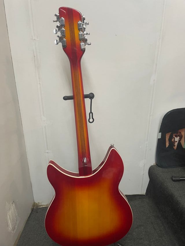 Rickenbacker 360-12.  1964. Customized Replica.