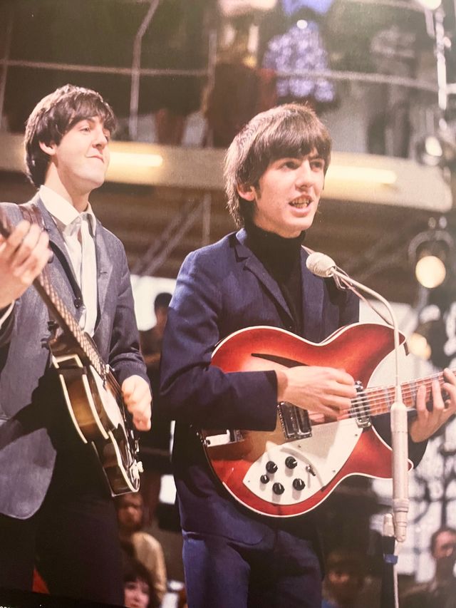 Rickenbacker 360-12.  1964. Customized Replica.