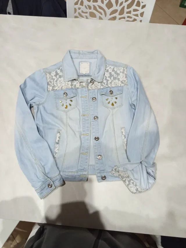 Giubbotto jeans ragazza pizzo e strass