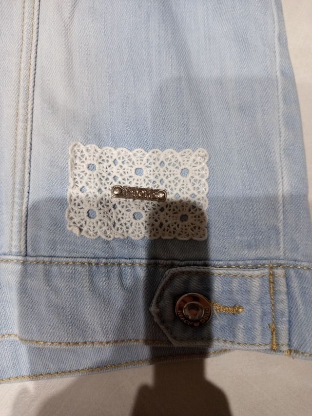 Giubbotto jeans ragazza pizzo e strass