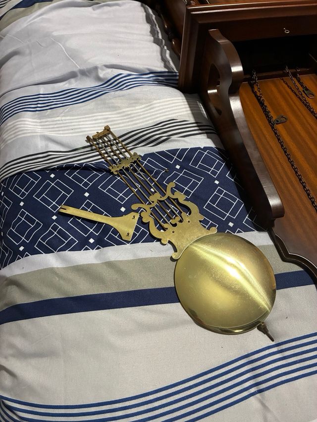 Reloj de Pared Clásico Madera y Metal