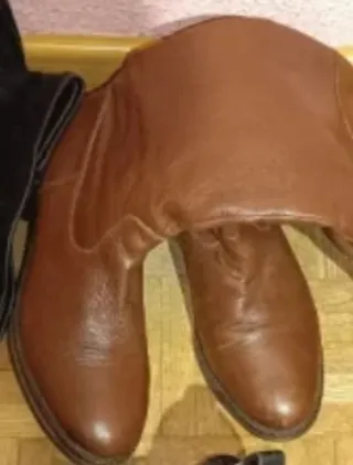 Botas de piel marrones