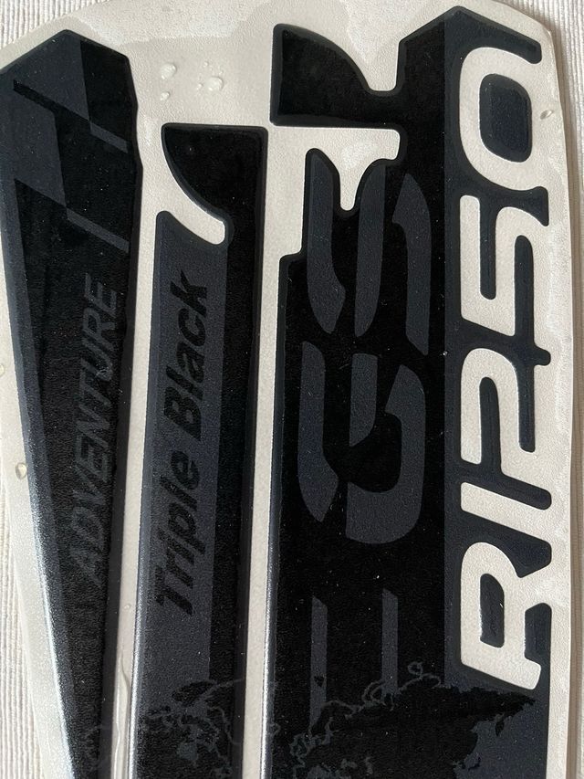Adesivo serbatoio BMW R 1250 GS Triple Black