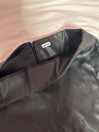 Falda larga polipiel negra