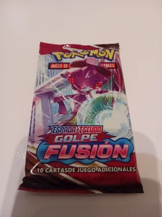 Sobres Pokémon Espada y Escudo Golpe Fusión