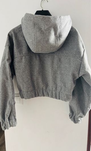 Chaqueta Zara gris talla única