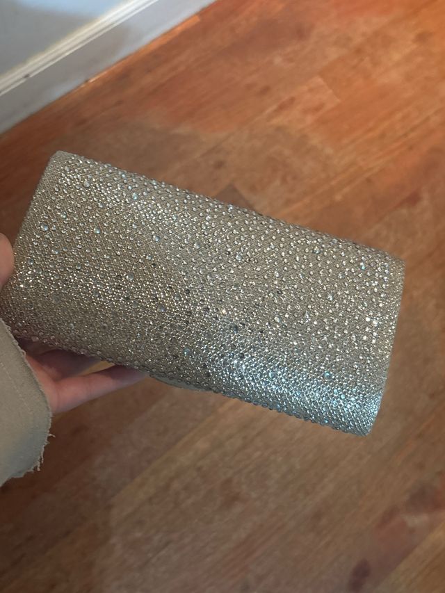 Bolso de fiesta con pedrería