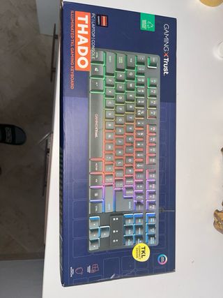 Teclado Gamer Gaming Trust RGB