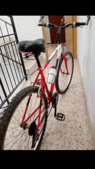 Bicicleta Topbike Roja y Blanca