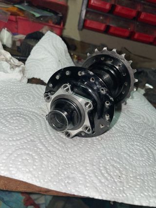 Buje E thirteen LG1 DH