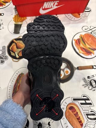 Nike Shox Talla 44 Negras