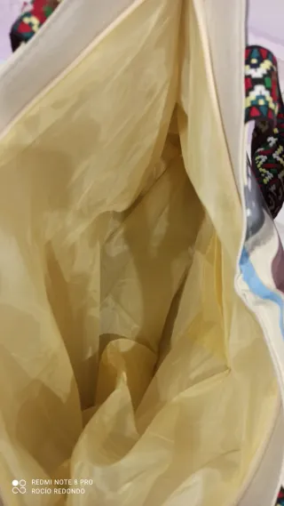 Bolso de tela con dibujo de muñeca