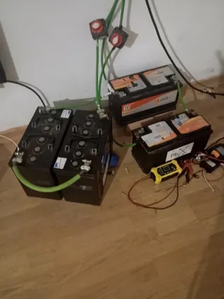 Baterías de coches,moto , solares,