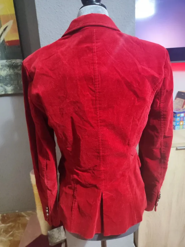 Blazer Terciopelo Rojo Zara